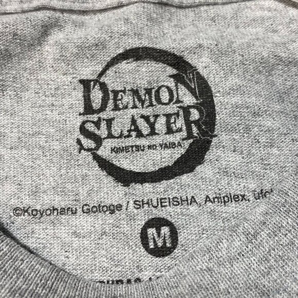 NWT NEW Demon Slayer Tanjiro Kamado T-Shirt Medium - Picture 3 of 10